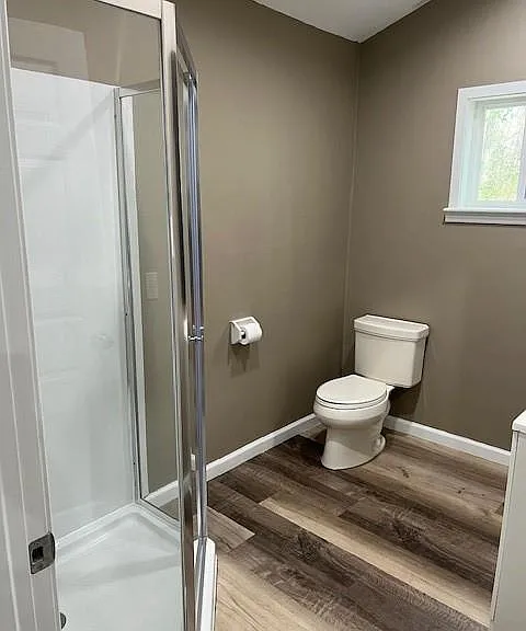 11109 Newton Cir — Photo 6
