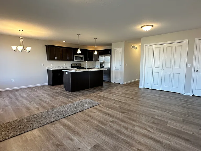 18512 Falcons Lair Ct — Photo 3