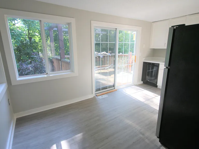 2169 Hemlock Dr — Photo 7