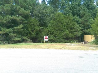 6232 Hedingham Dr, Hope Mills, NC 28348