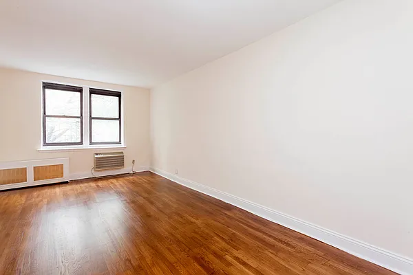 Rented by Mirador Real Estate | media 8