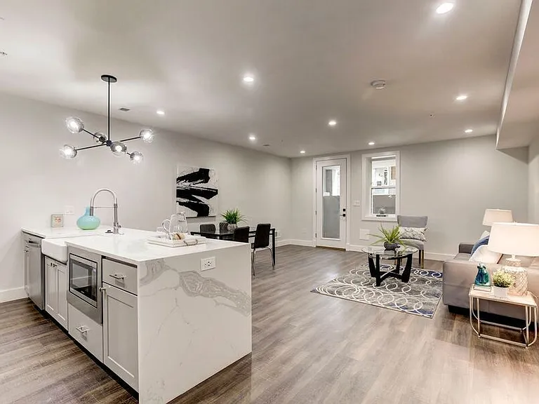 1331 Taylor St NW #1 — Photo 14