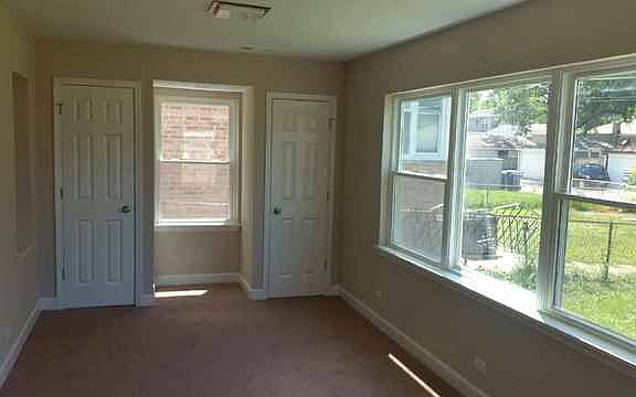 5th image of 3132 Dora St