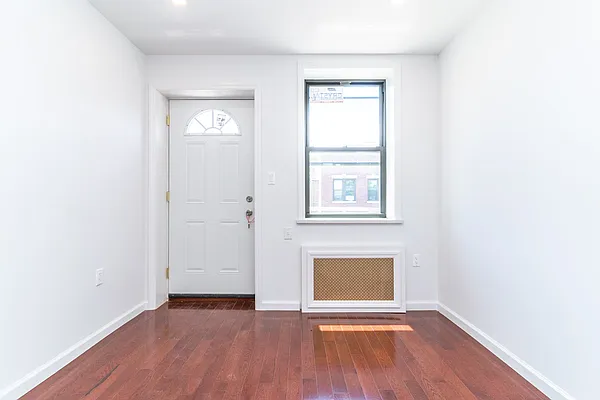 Rented by MySpaceNYC | media 20