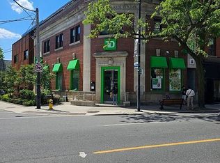 2945 Dundas St W #7, Toronto, ON M6P1Z2