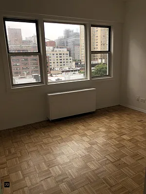 Rented by R New York | media 27