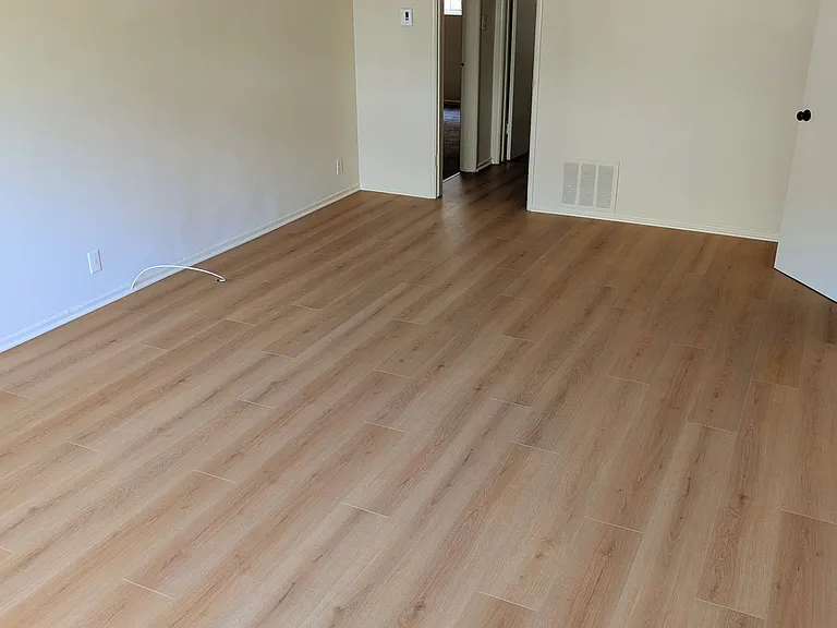 10524 Palms Blvd — Photo 3