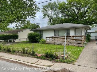 904 S 23rd St, Springfield, IL 62703