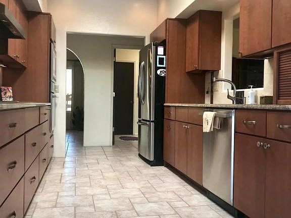 5th image of 5107 N Hillcrest Dr #4