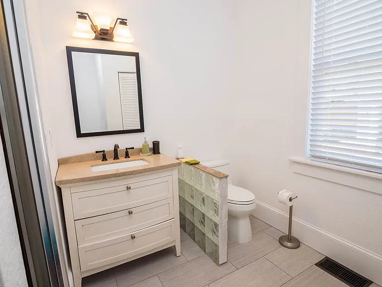 609 Lenox Ave — Photo 13