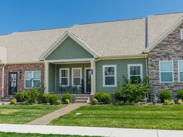 1576 Cedarbrooke Ln, Lebanon, TN 37090