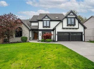 2601 NE 78th St, Gladstone, MO 64118
