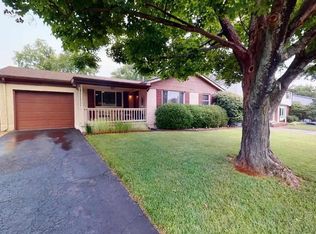 631 Halifax Dr, Lexington, KY 40503