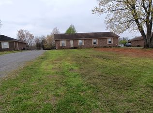 1151 Lawrence Rd, Murfreesboro, TN 37128