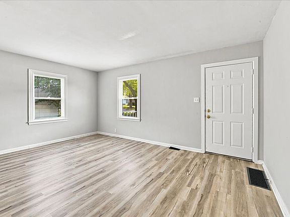 3rd image of 1518 Udell St