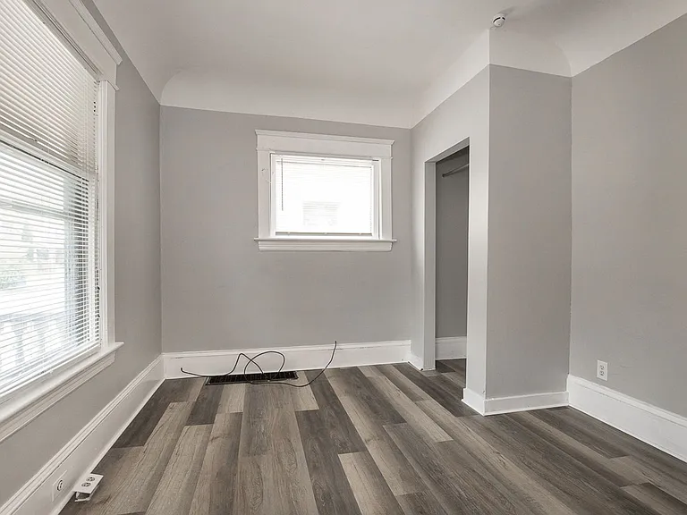 3910 Carlyle Ave — Photo 16