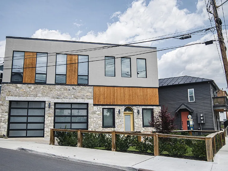 503 N Cameron St — Photo 2