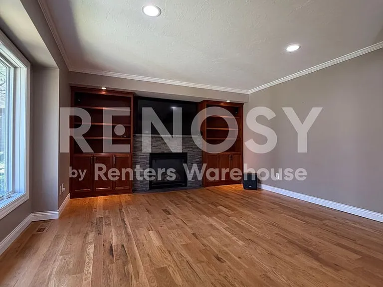 14525 Glendale Ave SE — Photo 7