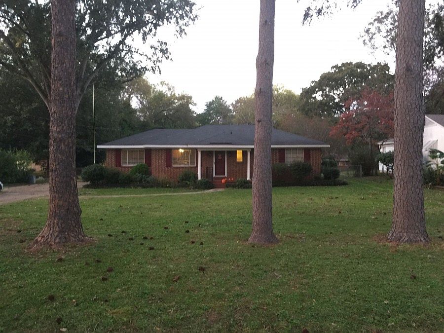 1st image of 4217 Camellia Dr