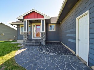 617 Katie Ave, Harrisburg, SD 57032