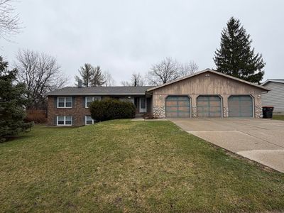 4614 Stauffer Ave SE, Kentwood, MI, 49508