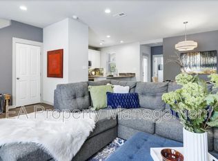 1419 Coal Ave SW, Albuquerque, NM 87104