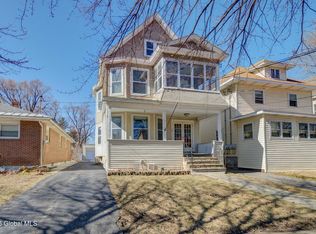 56 Ten Eyck Ave FLOOR 2, Albany, NY 12209