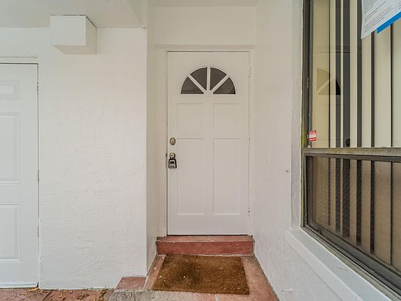 3rd image of 2700 N 34th Avenue #1