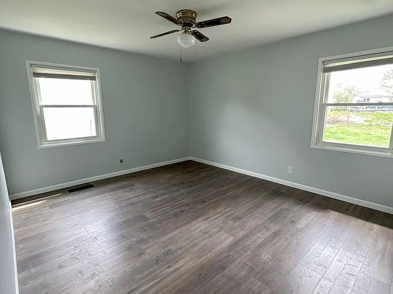 7385 Lebanon Ave — Photo 11
