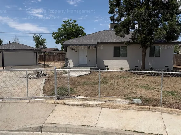 1928 Doolittle Ave, Bakersfield, CA 93304