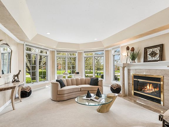 4th image of 25246 N Abbey Glenn Dr