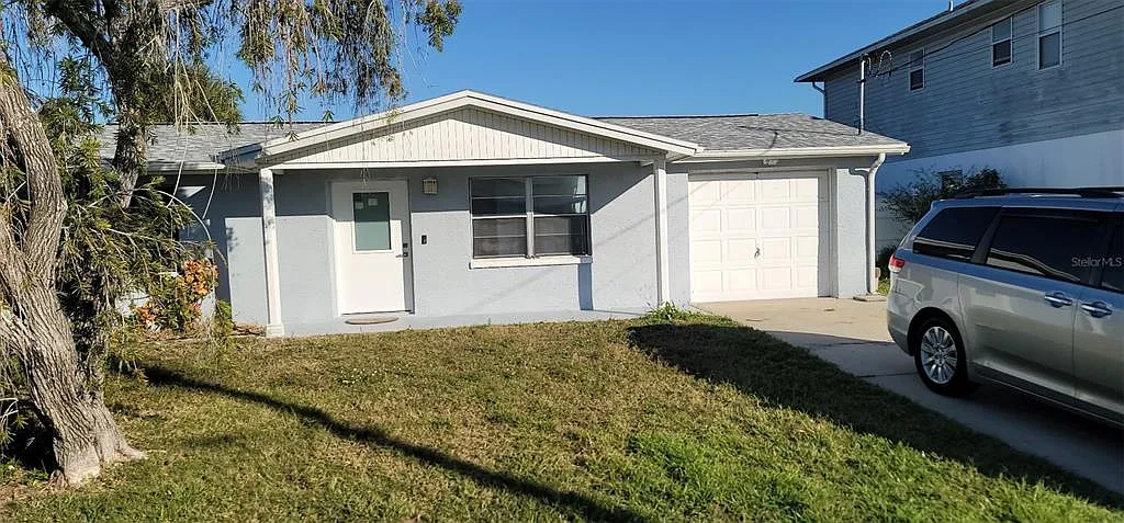 2 bed, 1.0 bath, 1083 sqft, $1,775 — Photo 1
