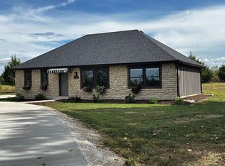 8586 E State Hwy Dd, Strafford, MO 65757