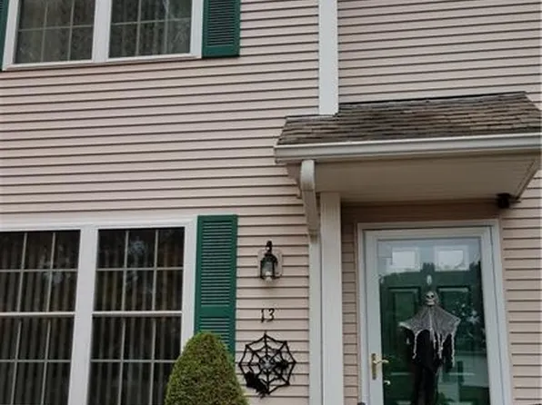 835 Sandy Ln Unit 13, Warwick, RI 02889