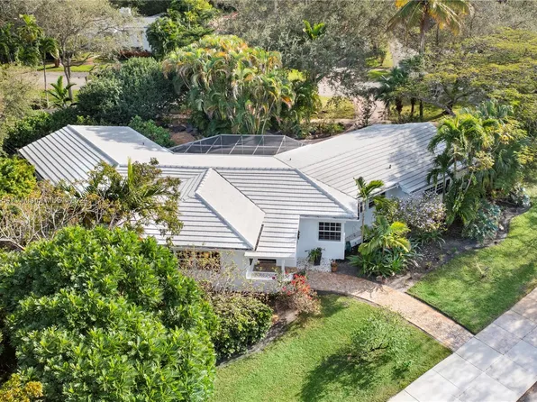 200 Grand Concourse St, Miami, FL 33138