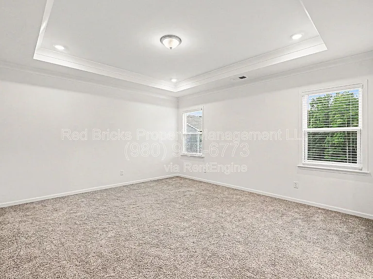 11026 Lochmere Rd — Photo 20