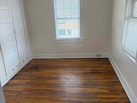 3rd image of 803 E Hill St