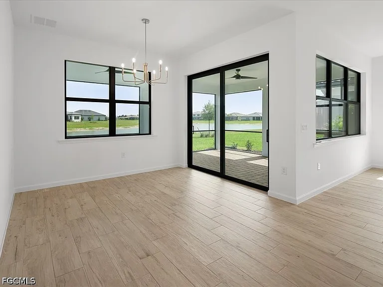 18262 Parksville Dr — Photo 14