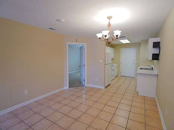 5th image of 847 W Georgia St #2