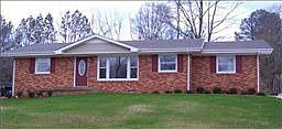 1st image of 525 Rosewood Dr