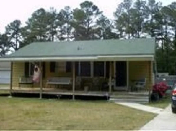 932 Gibson St, Hartsville, SC 29550