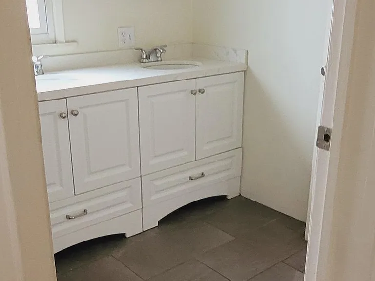 124 N Nopal St #1/2 — Photo 19