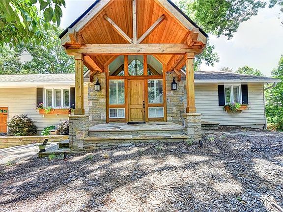 3rd image of 6345 Barberry Hill Dr