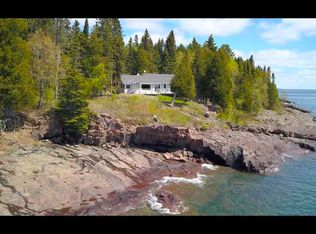 4236 Cascade Beach Rd, Lutsen, MN 55612