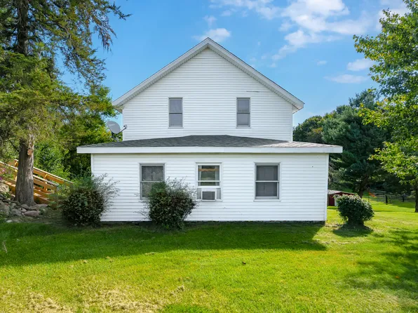 72861 28th St, Lawton, MI 49065