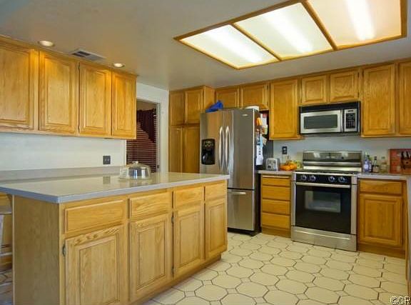 3rd image of 6274 Sunny Meadow Ln