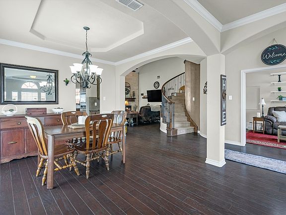 4th image of 1232 Clearbrook Dr