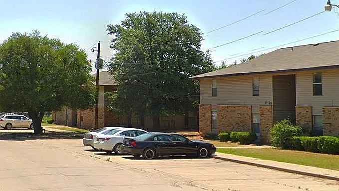 2330 N High Way #208 — Photo 3