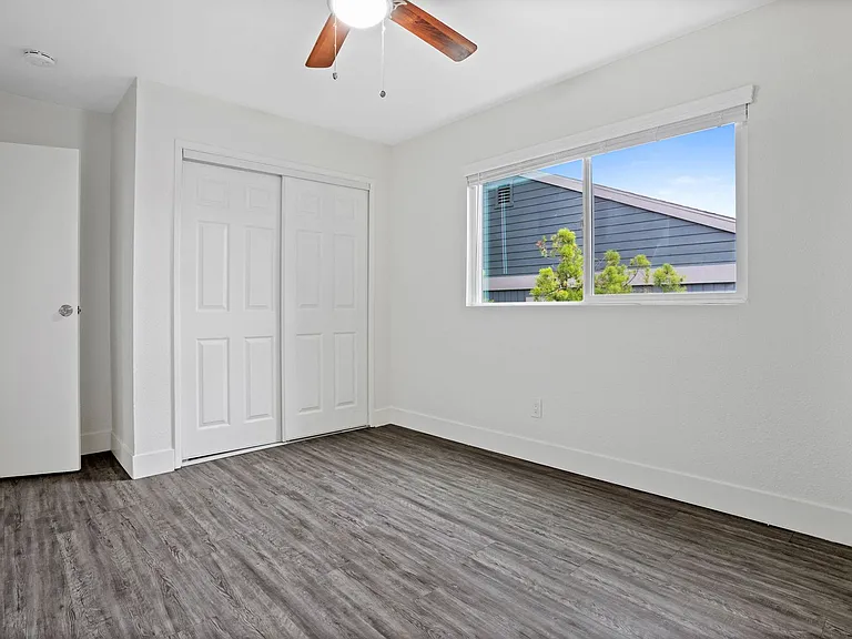 FH - Hilltop Apartments — Photo 24