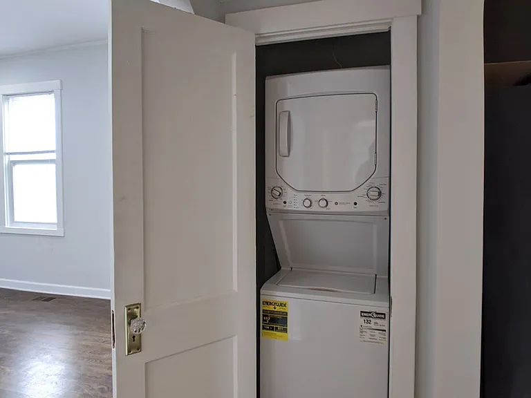 2257 W Hirsch St #1W — Photo 12